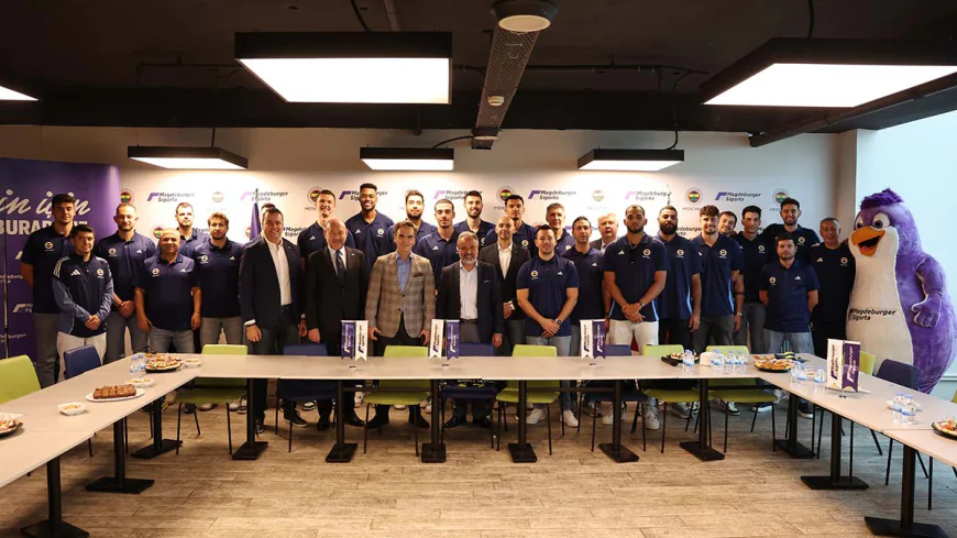 Fenerbahçe Medicana Ekibi, Magdeburger Sigorta’yı Ziyaret Etti